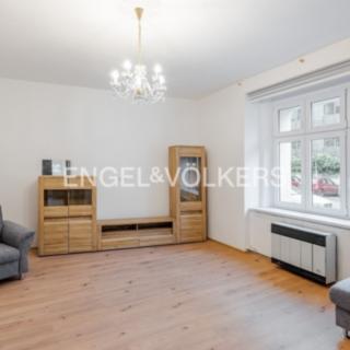 Pronájem bytu 1+kk, garsoniery 38 m² Praha