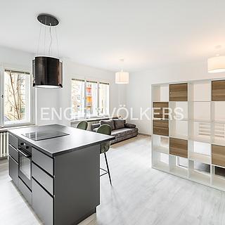 Pronájem bytu 1+kk, garsoniery 47 m&sup2; Praha