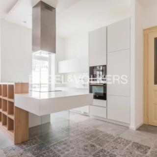 Pronájem bytu 3+kk 140 m² Praha