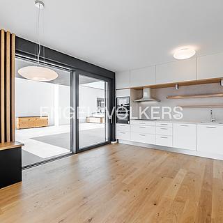 Pronájem bytu 3+kk 93 m&sup2; Praha