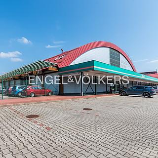 Pronájem kanceláře 116 m² Jeneč, Zahradní