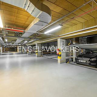 Pronájem parkovacího místa 13 m&sup2; Praha