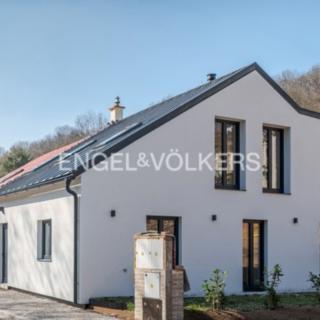 Prodej rodinného domu 106 m² Praha