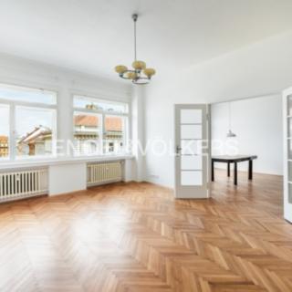 Pronájem bytu 3+1 90 m² Praha Malá Strana, Újezd