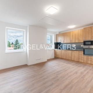 Pronájem bytu 3+kk 82 m² Praha