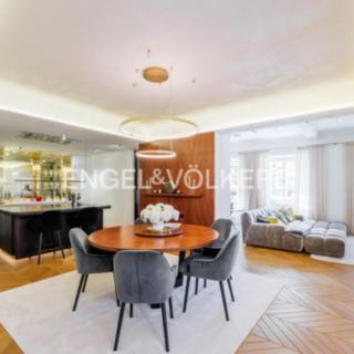 Prodej bytu 2+kk 165 m² Praha