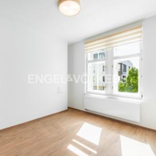 Pronájem bytu 1+1 4 m² Praha Střešovice, Na Petynce