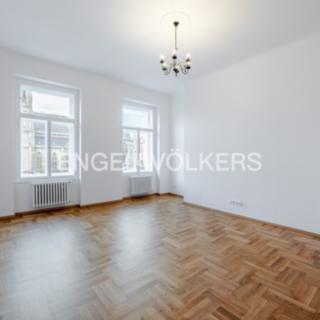 Pronájem bytu 3+1 130 m² Praha