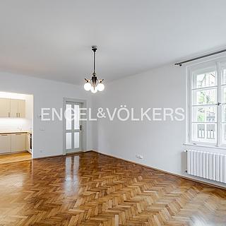 Pronájem bytu 2+kk 54 m² Praha Střešovice, Cukrovarnická