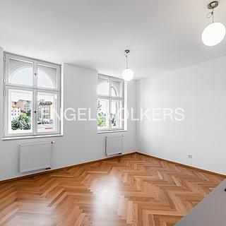 Pronájem bytu 2+kk 41 m&sup2; Praha