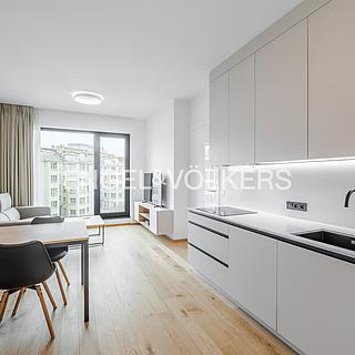 Pronájem bytu 2+kk 48 m&sup2; Praha
