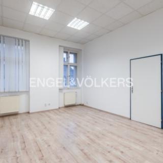 Pronájem kanceláře 23 m² Praha Smíchov, Viktora Huga