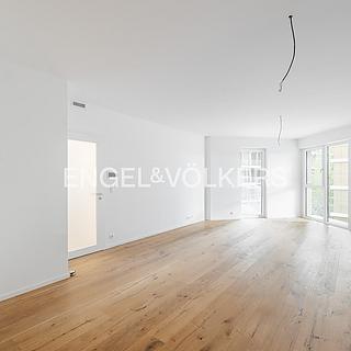 Pronájem bytu 2+kk 70 m² Praha
