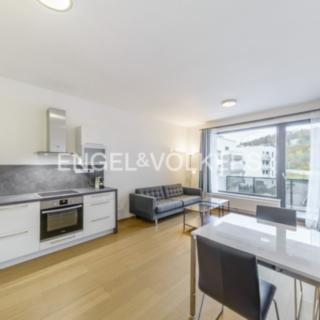 Pronájem bytu 2+kk 57 m² Praha