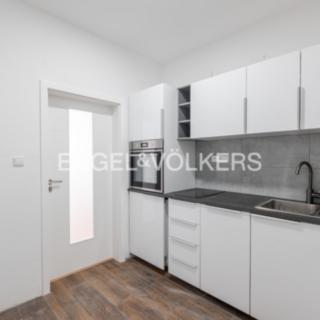 Pronájem bytu 1+1 38 m² Praha Vršovice, Moskevská