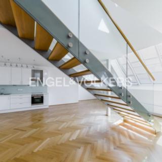Pronájem bytu 4+kk 168 m² Praha