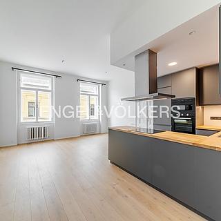 Pronájem bytu 3+kk 70 m² Praha