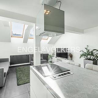 Prodej bytu 2+kk 57 m&sup2; Praha