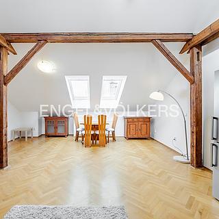 Pronájem bytu 1+kk a garsoniéry 63 m² Praha Holešovice, Dělnická