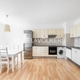 Pronájem bytu 3+1 98 m² Praha