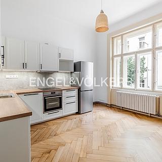 Pronájem bytu 2+1 64 m² Praha