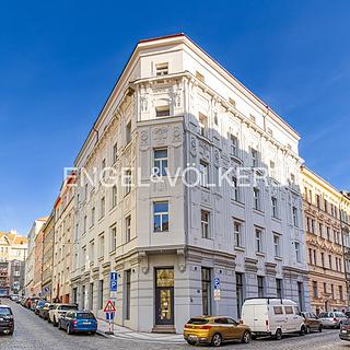Pronájem obchodu 364 m&sup2; Praha