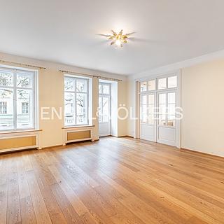 Pronájem bytu 5+1 a více 141 m² Praha Smíchov, Drtinova
