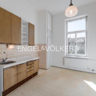 Pronájem bytu 1+1 44 m² Praha Vinohrady, Londýnská