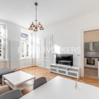 Pronájem bytu 2+1 56 m² Praha