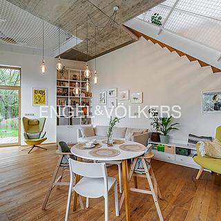 Prodej rodinného domu 135 m&sup2; Praha