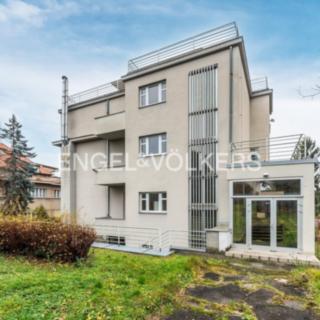 Pronájem činžovního domu 1 127 m² Praha Smíchov, Xaveriova