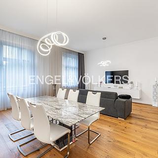 Pronájem bytu 2+1 84 m² Praha