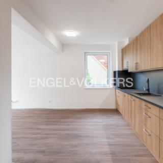 Pronájem bytu 3+kk 62 m² Praha