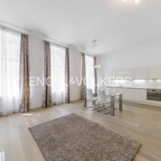Pronájem bytu 2+kk 66 m² Praha