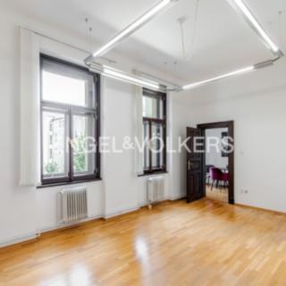 Pronájem kanceláře 27 m² Praha Smíchov, Štefánikova