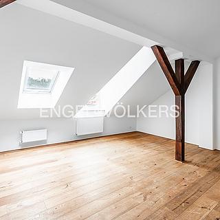 Prodej bytu 2+kk 55 m² Praha