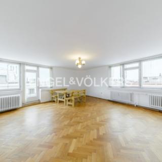 Pronájem bytu 1+1 80 m² Praha
