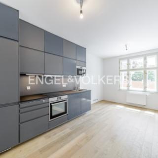 Pronájem bytu 2+kk 36 m² Praha