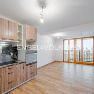 Pronájem bytu 2+kk 50 m² Praha