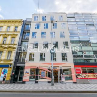 Pronájem kanceláře 98 m² Praha