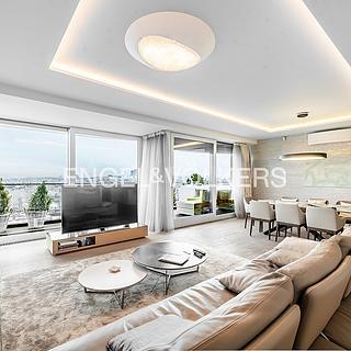 Pronájem bytu 3+kk 130 m&sup2; Praha