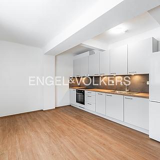 Pronájem bytu 2+kk 49 m&sup2; Praha