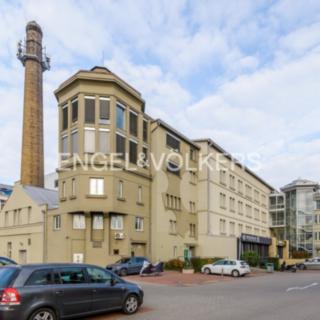 Pronájem kanceláře 523 m² Praha