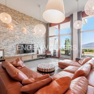 Pronájem rodinného domu 240 m² Beroun