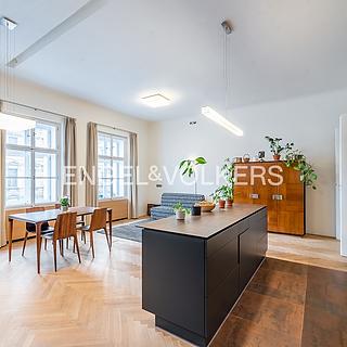 Pronájem bytu 2+kk 93 m² Praha Karlín, Křižíkova