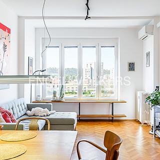 Pronájem bytu 3+kk 80 m&sup2; Praha