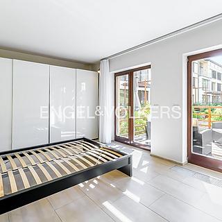 Pronájem bytu 1+kk, garsoniery 37 m&sup2; Praha