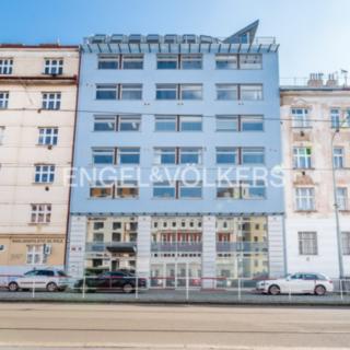 Pronájem ostatního komerčního prostoru 553 m² Praha Libeň, Na žertvách
