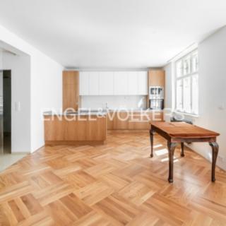 Pronájem bytu 2+kk 99 m² Praha