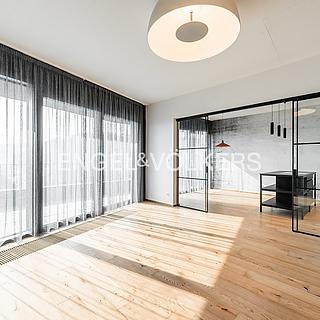 Pronájem bytu 3+1 104 m² Praha Smíchov, Šiklové